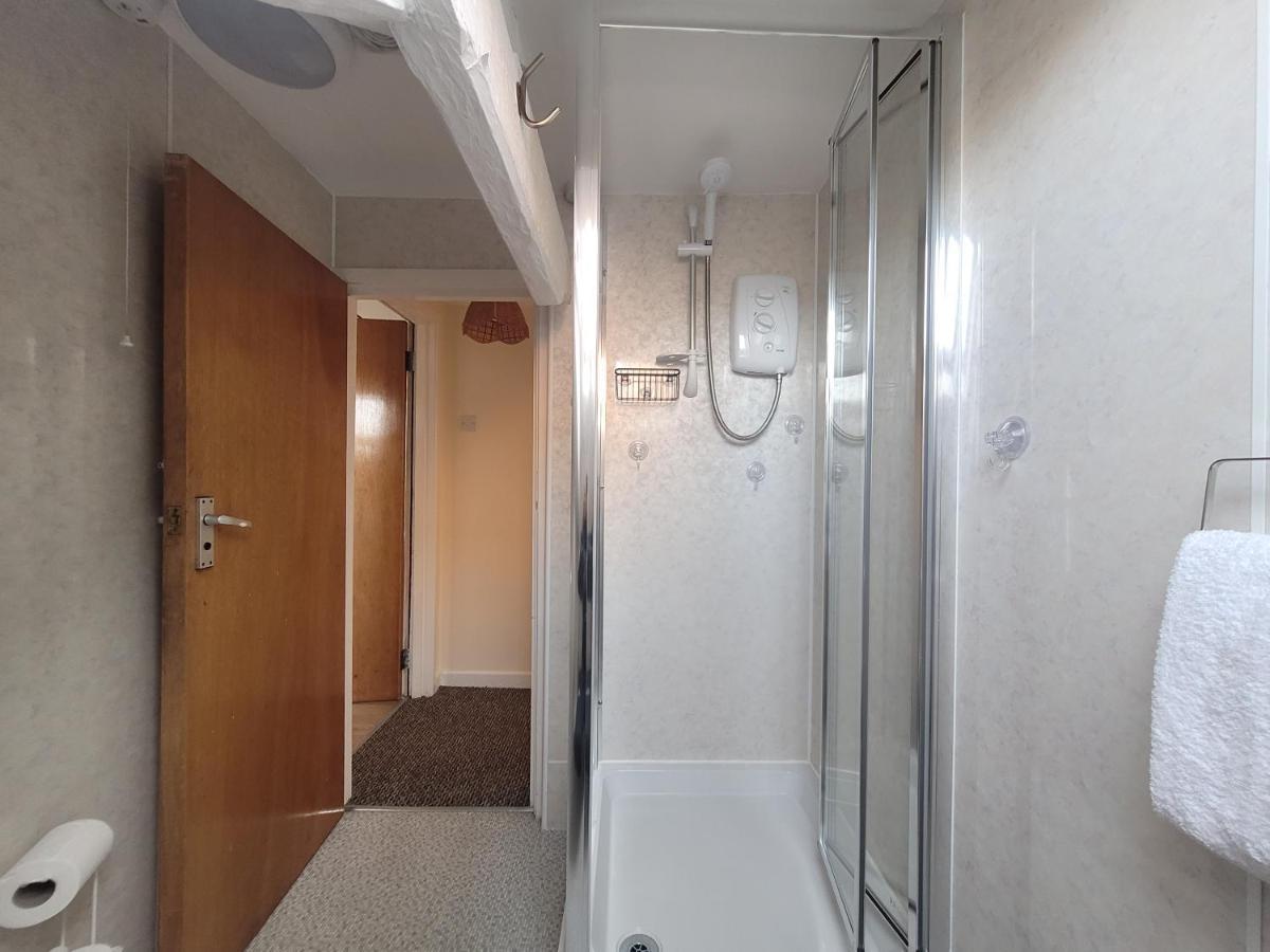 Large 5 Bed Town-Centre Home Close To The Beach, Sleeps 9 阿伯里斯特威斯 外观 照片